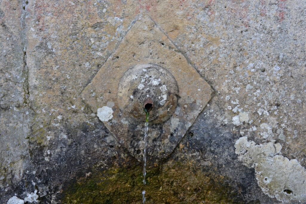 Foto Fontana Vecchia 2